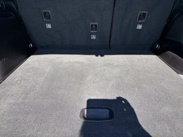 Used 2024 Jeep Grand Cherokee Altitude AWD/4WD image 14