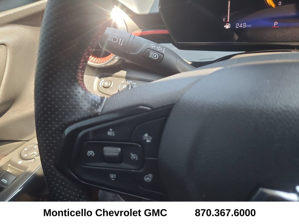Used 2025 Chevrolet Trax RS w/ Driver Confidence Package FWD image 19