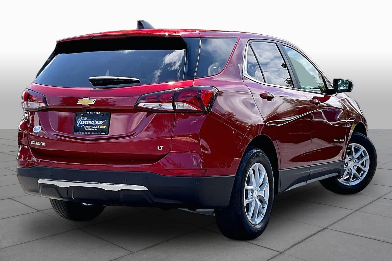 Used 2024 Chevrolet Equinox LT w/ LPO, Floor Liner Package FWD image 13