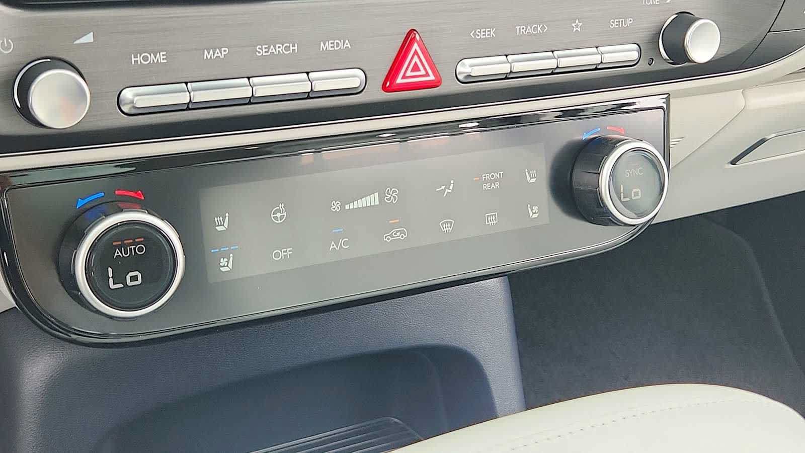 New 2026 Hyundai Palisade Calligraphy AWD/4WD image 19