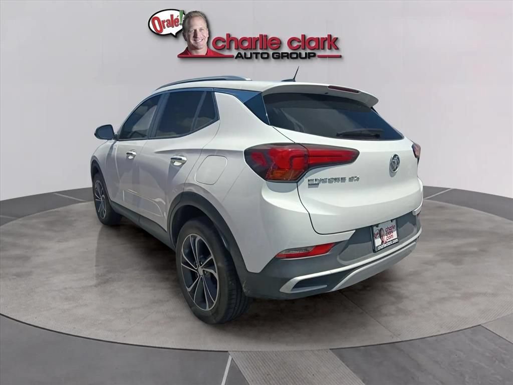 Used 2023 Buick Encore GX Select w/ Safety Package II AWD/4WD image 2