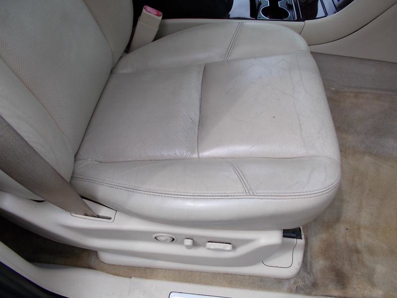 Used 2007 Cadillac Escalade AWD w/ Information Package image 20