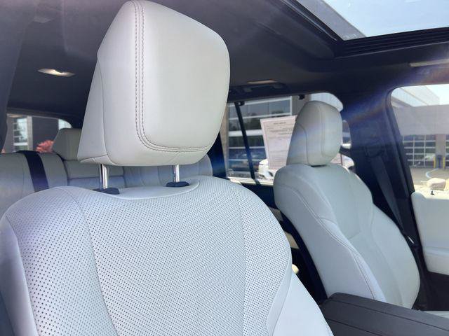 Certified 2024 Lexus LX 600 4WD w/ Appearance Package image 23
