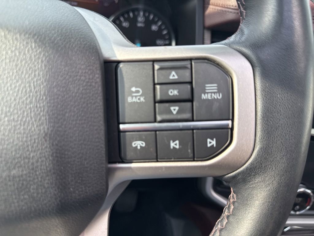 Used 2022 Ford Expedition Max Limited image 10