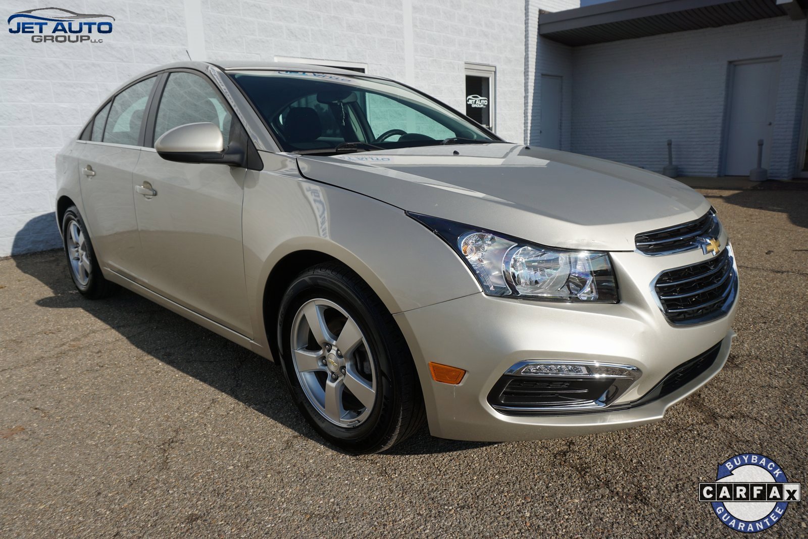 Used 2015 Chevrolet Cruze LT w/ Technology Package