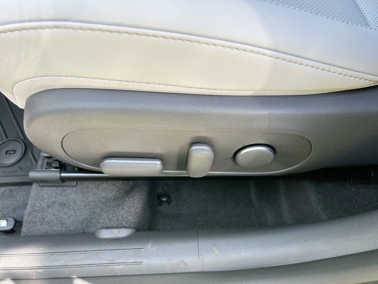 New 2026 Hyundai Kona SEL Premium FWD image 26