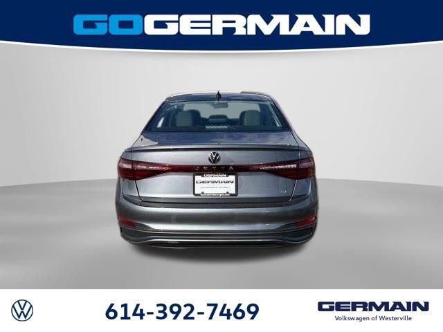 New 2026 Volkswagen Jetta SE FWD image 10