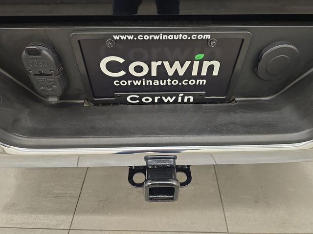 Used 2025 GMC Sierra 1500 SLT AWD/4WD image 15