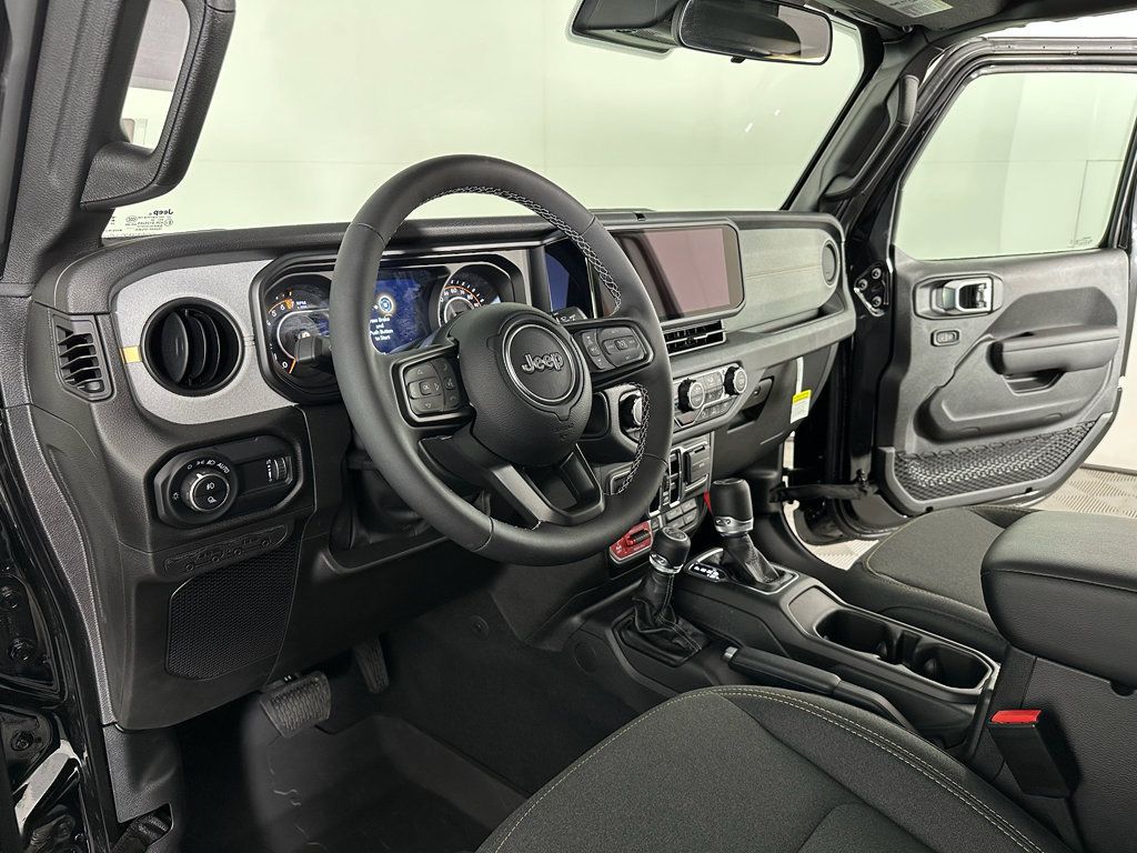 New 2025 Jeep Gladiator Willys image 2