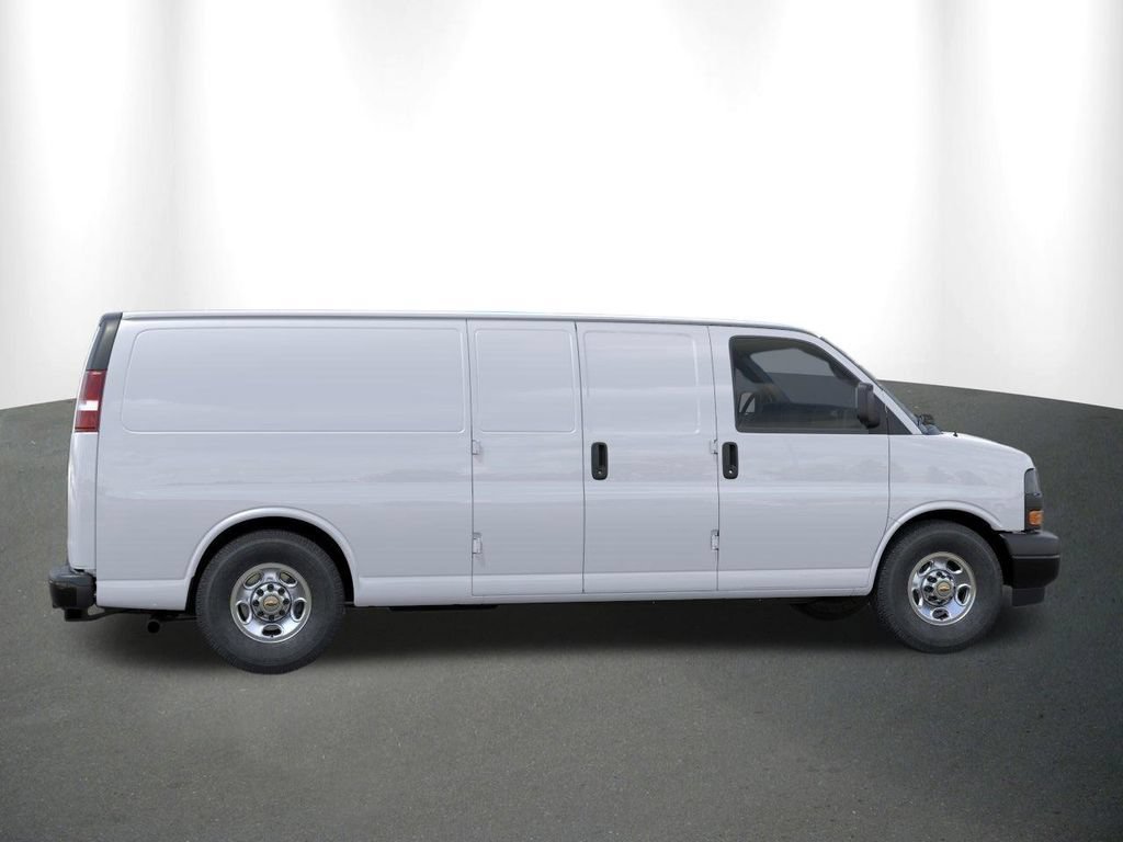 New 2026 Chevrolet Express 2500 Extended w/ Driver Convenience Package RWD image 7