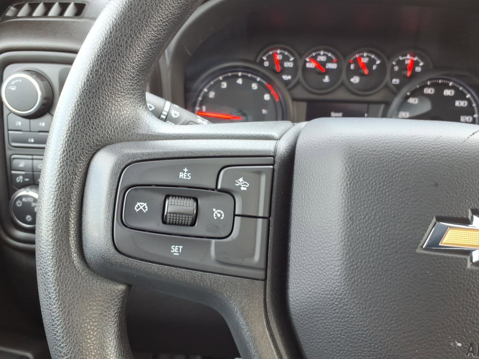 Used 2025 Chevrolet Silverado 2500 W/T w/ WT Convenience Package AWD/4WD image 16