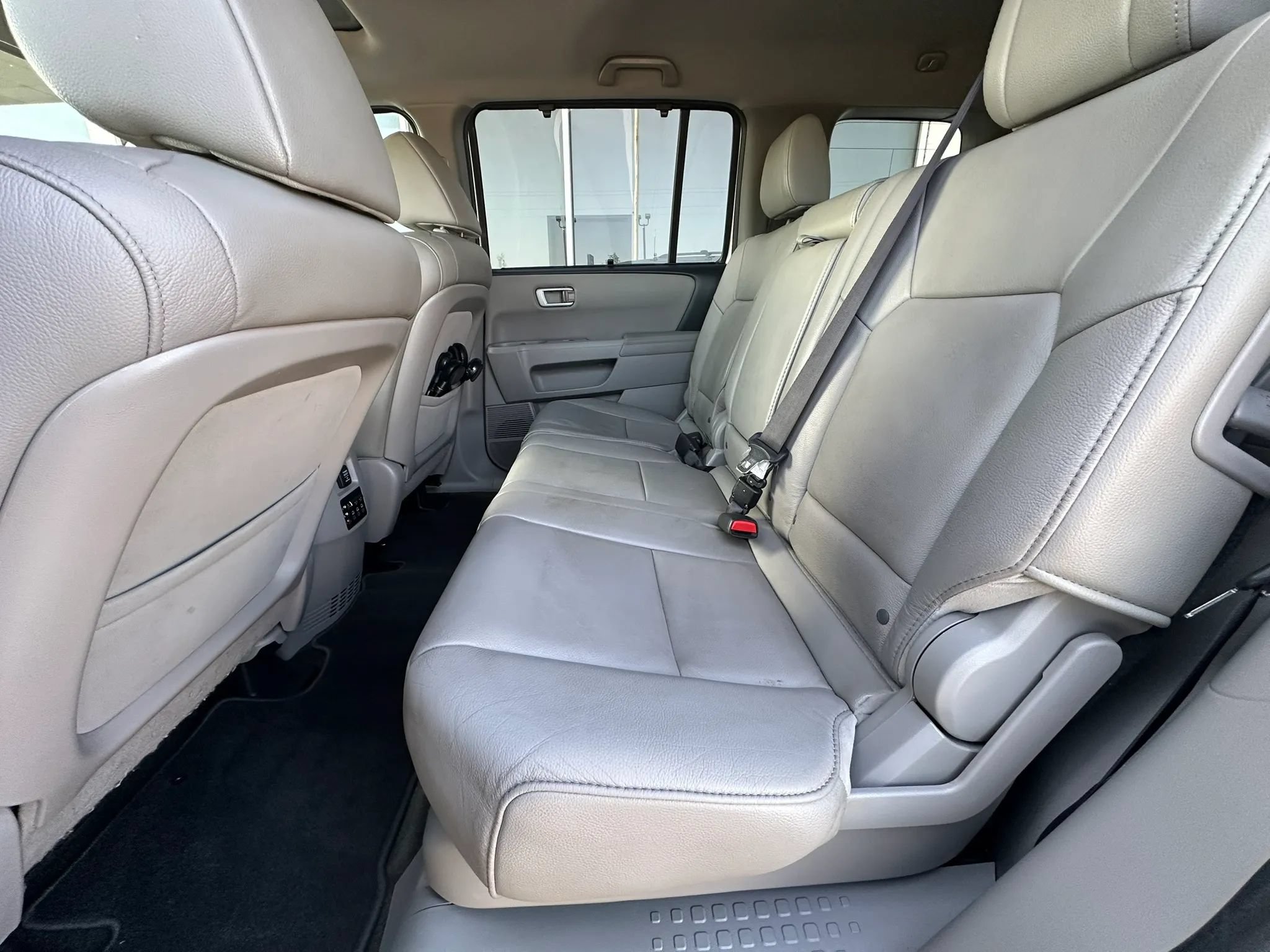 Used 2015 Honda Pilot Touring image 14