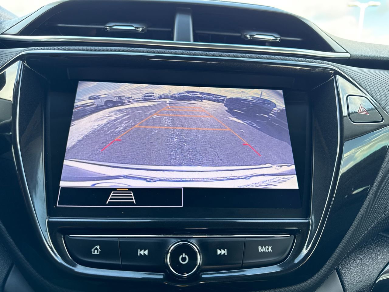 Used 2022 Chevrolet TrailBlazer LT w/ Convenience Package image 20