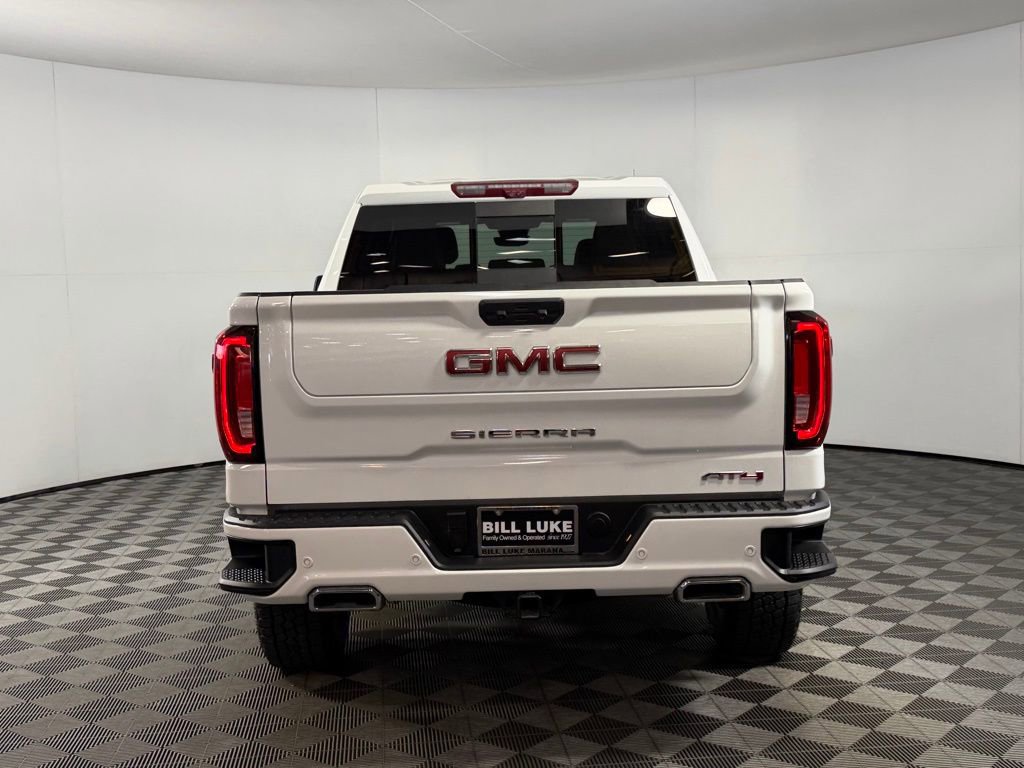 Used 2024 GMC Sierra 1500 AT4 w/ Technology Package AWD/4WD image 9