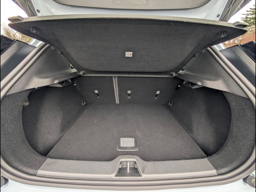 Certified 2025 Volvo EX30 Ultra AWD/4WD image 10