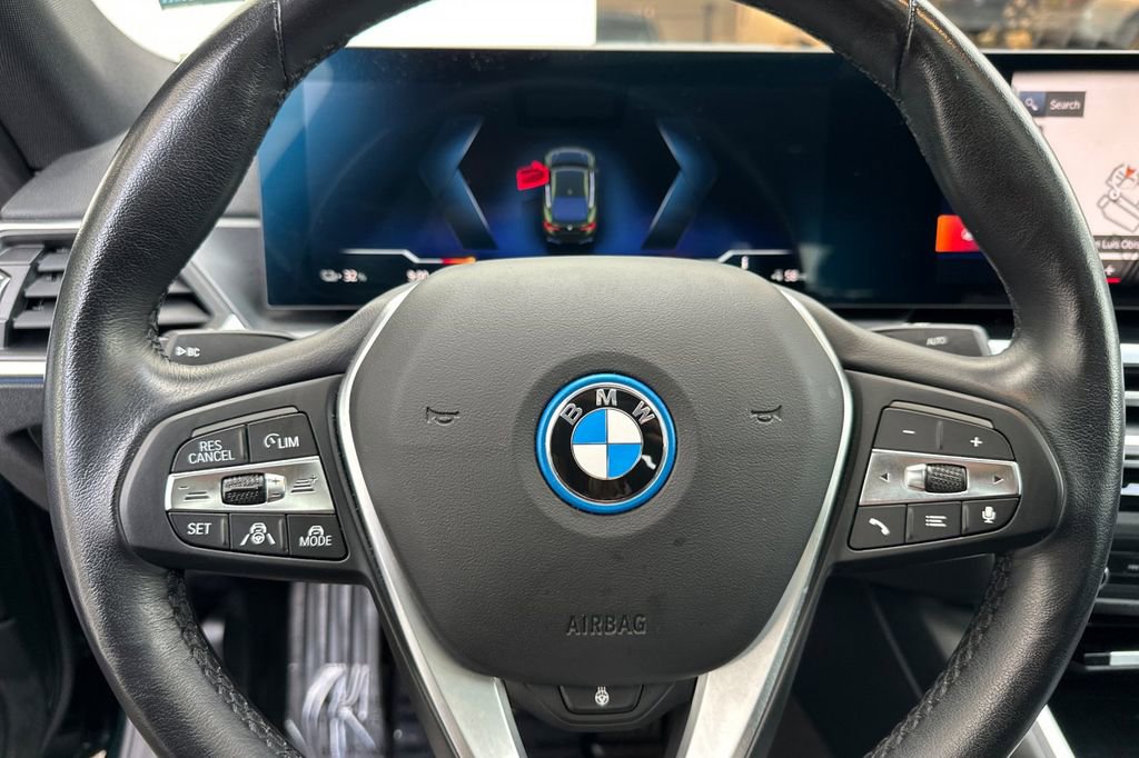 Used 2023 BMW i4 eDrive35 image 26