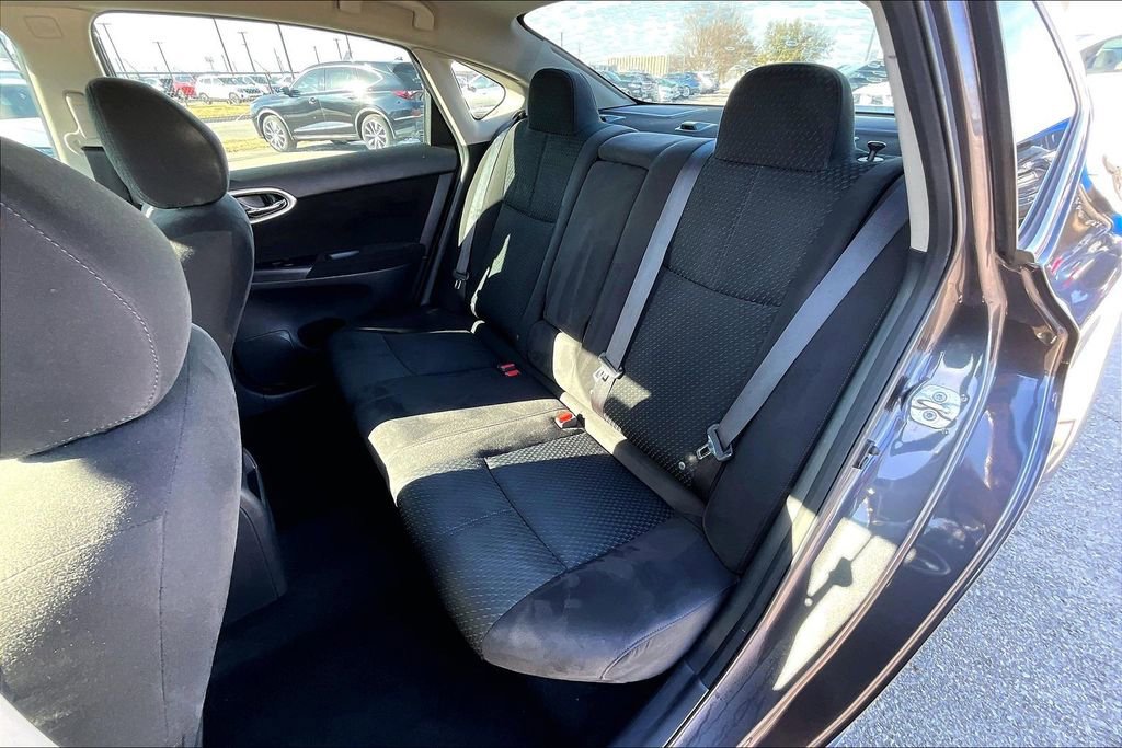 Used 2015 Nissan Sentra SR image 35