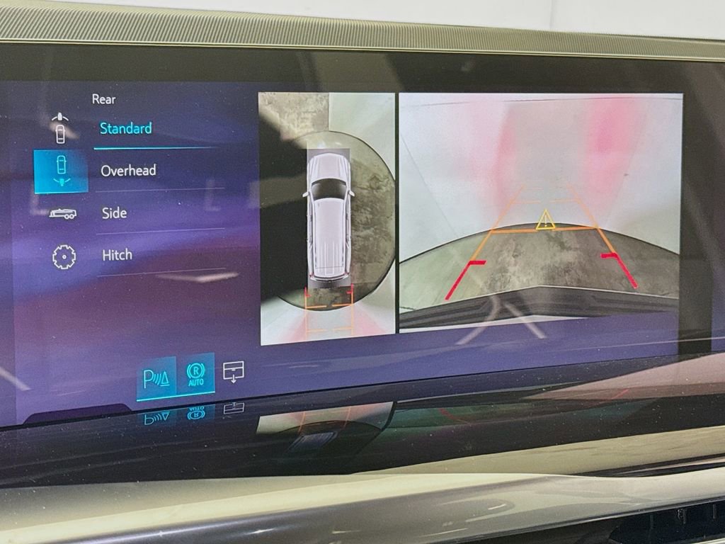 New 2026 Cadillac Escalade Sport w/ Touring Package AWD/4WD image 9