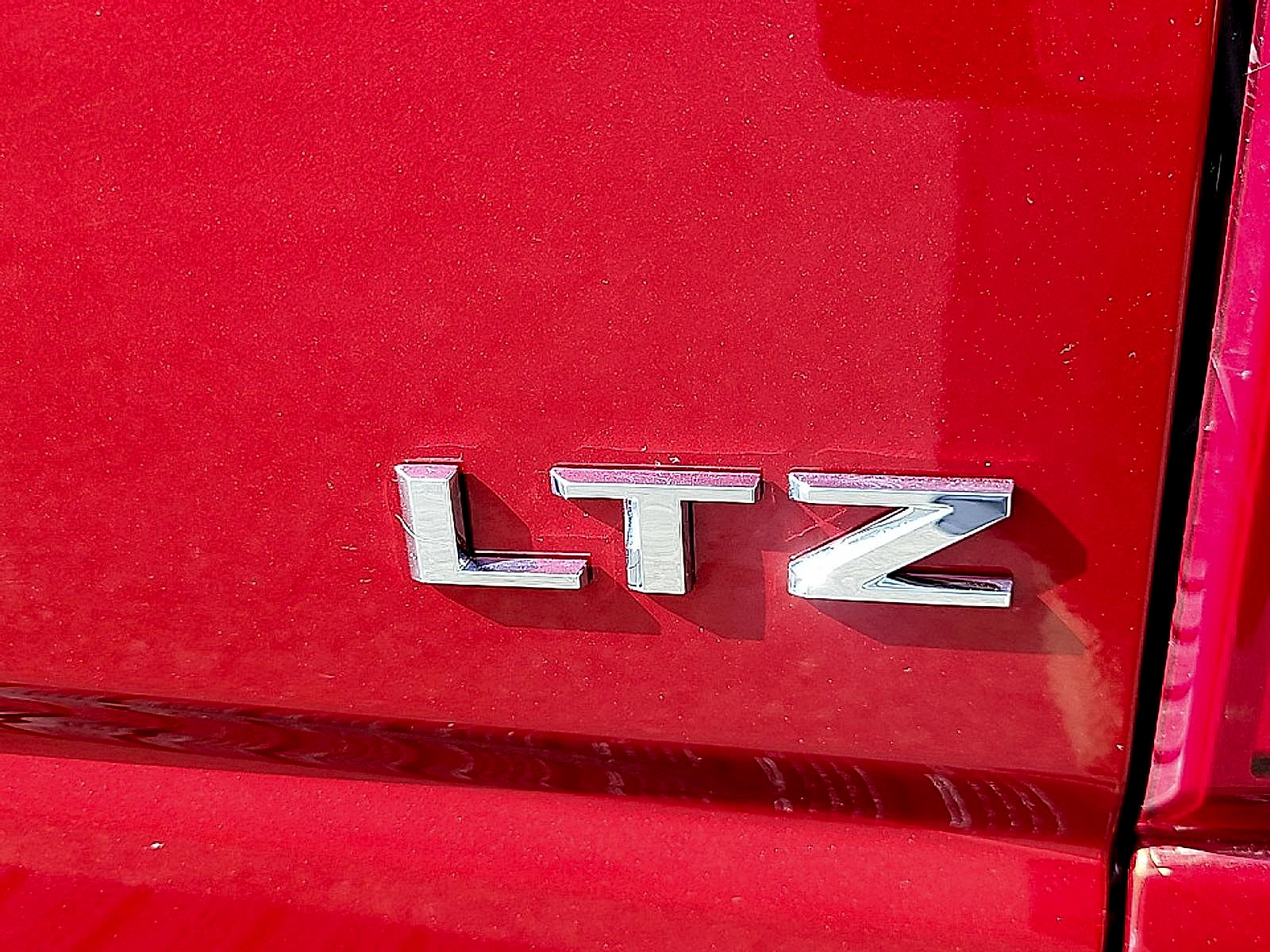 Used 2022 Chevrolet Silverado 2500 LTZ w/ LTZ Plus Package AWD/4WD image 31