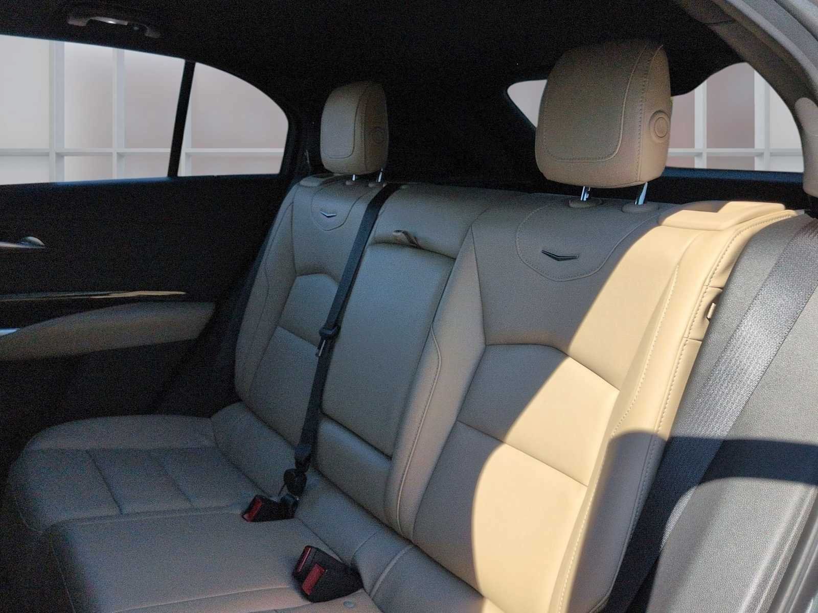 Certified 2024 Cadillac XT4 Luxury FWD image 23