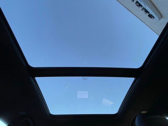 Used 2025 Jeep Grand Cherokee L Limited image 26