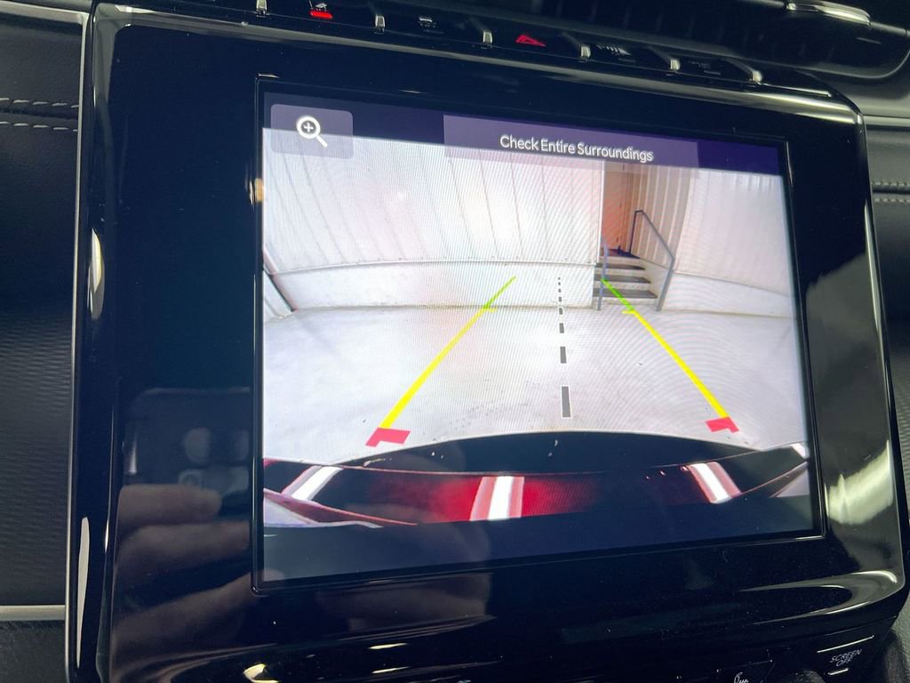 New 2025 Jeep Grand Cherokee L Laredo image 14