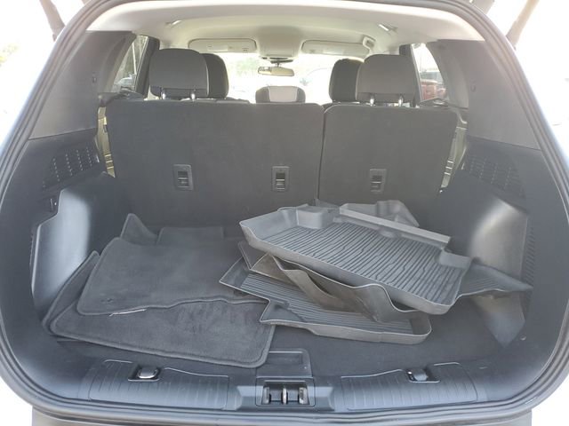 Certified 2022 Ford Escape SE w/ SE Sport Appearance Package image 8