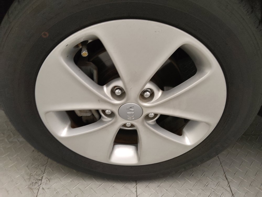 Used 2016 Kia Soul FWD image 31