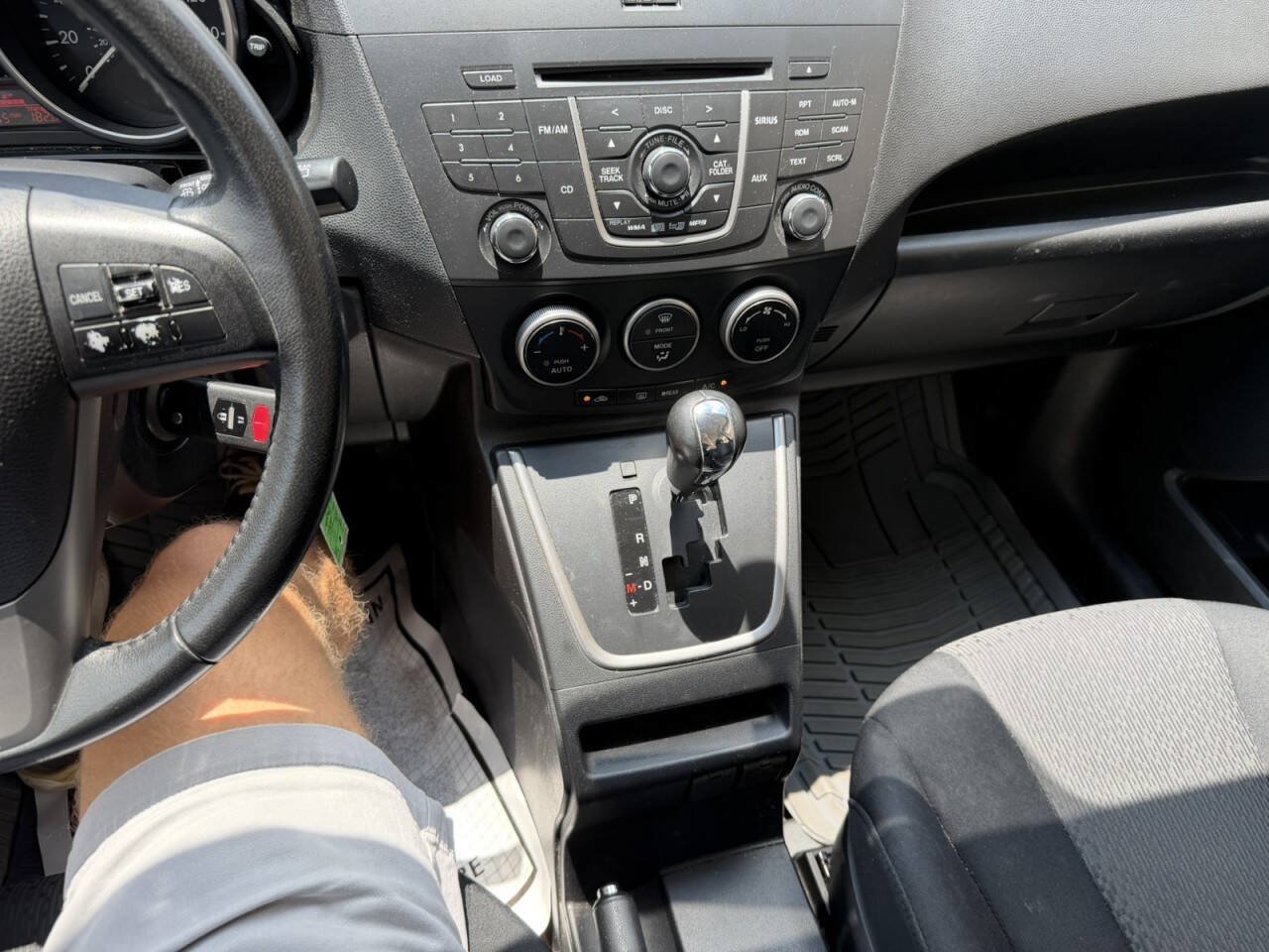 Used 2012 MAZDA MAZDA5 Touring w/ Moonroof & Audio Pkg FWD image 32