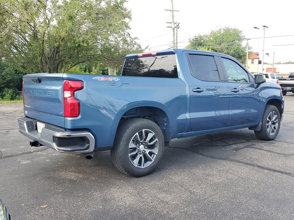 Used 2024 Chevrolet Silverado 1500 LT AWD/4WD image 4