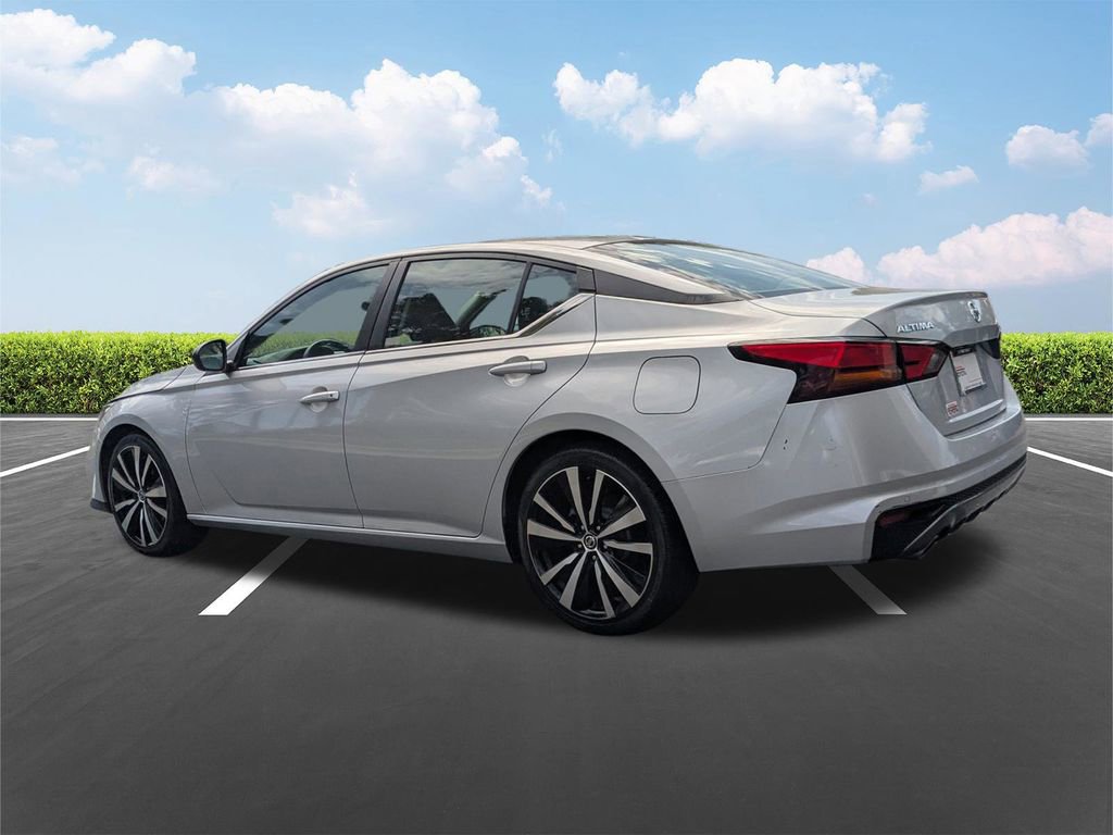 Used 2021 Nissan Altima 2.5 SR FWD image 7