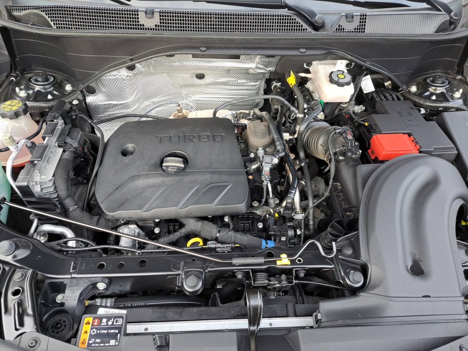 Certified 2024 Buick Encore GX Sport Touring w/ Comfort Package image 24