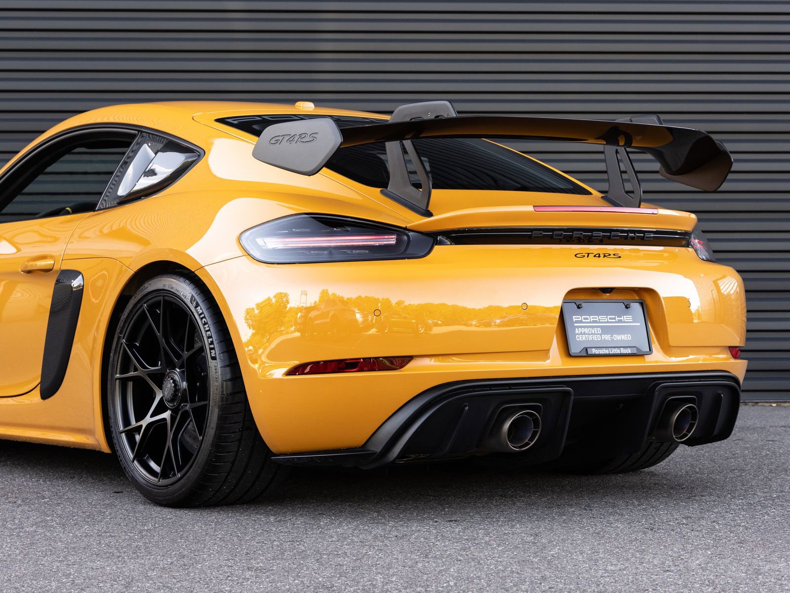 Certified 2025 Porsche 718 Cayman GT4 RS RWD image 11