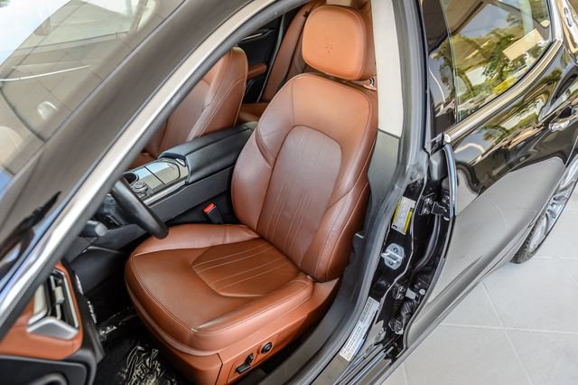 Used 2018 Maserati Ghibli RWD image 40