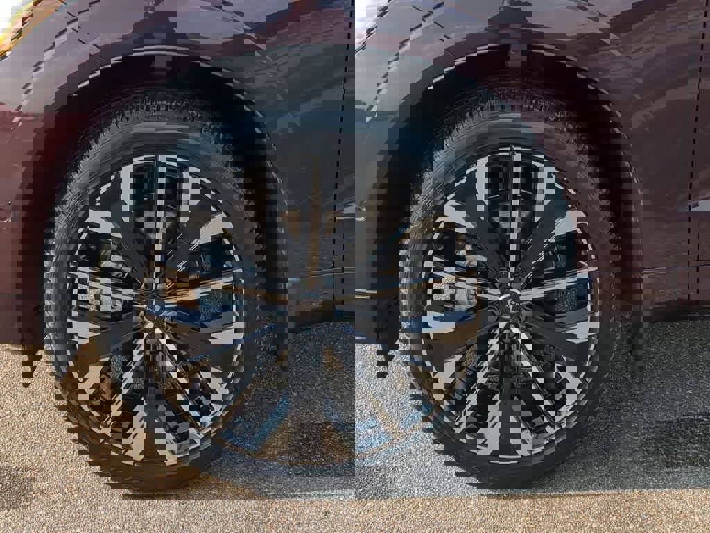 Used 2026 Volvo XC60 B5 Ultra w/ Protection Package Premier image 13