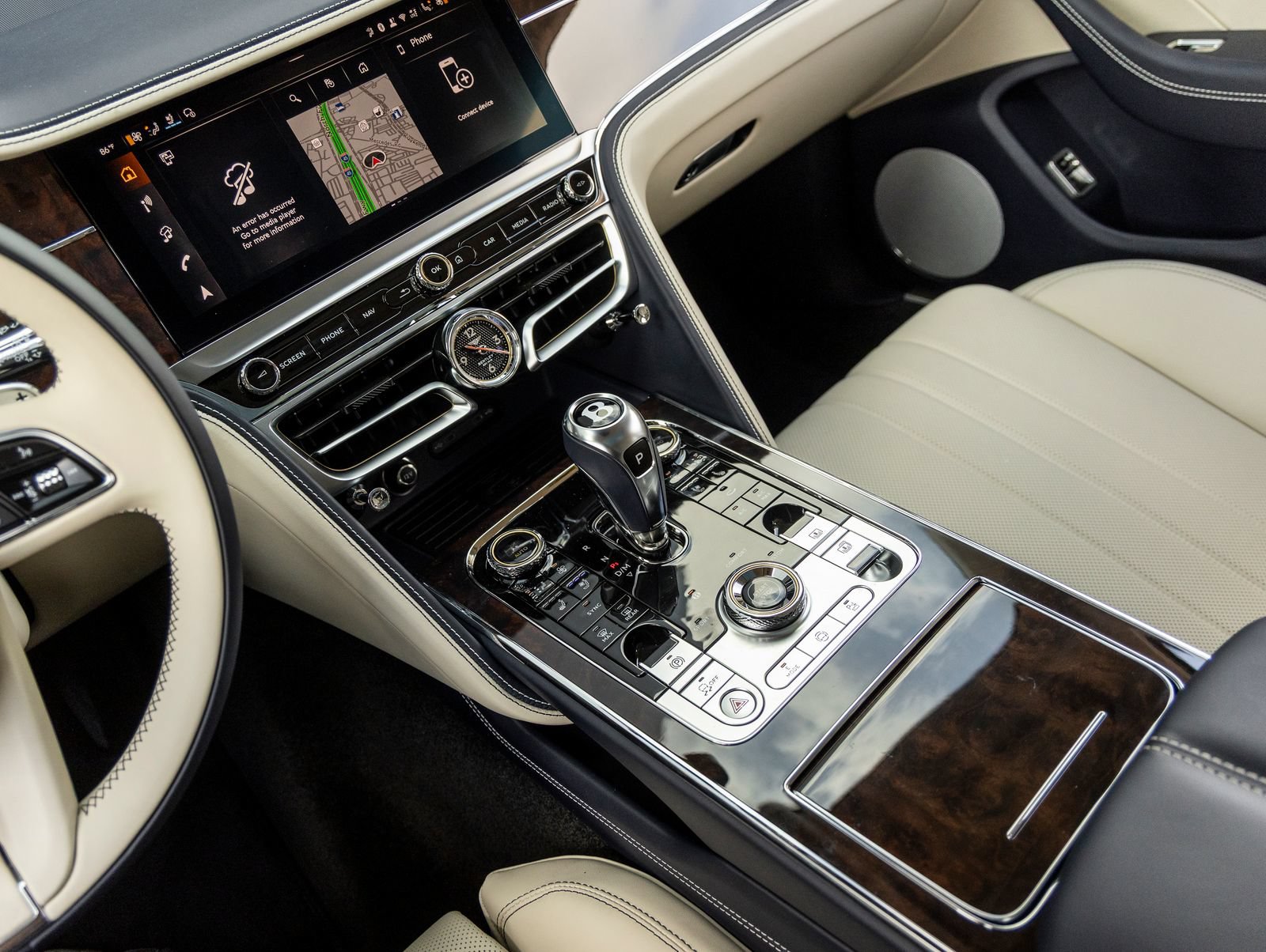 Used 2026 Bentley Flying Spur V8 AWD/4WD image 37