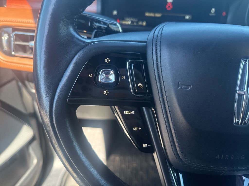 Used 2022 Lincoln Aviator Reserve w/ Equipment Group 201A AWD/4WD image 38