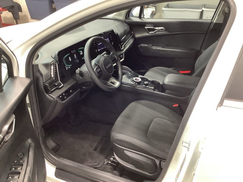 Certified 2023 Kia Sportage LX image 20