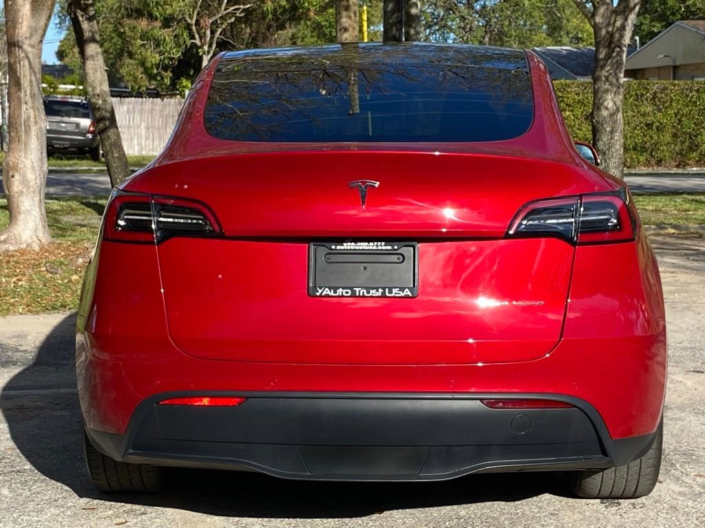 Used 2020 Tesla Model Y Long Range image 8