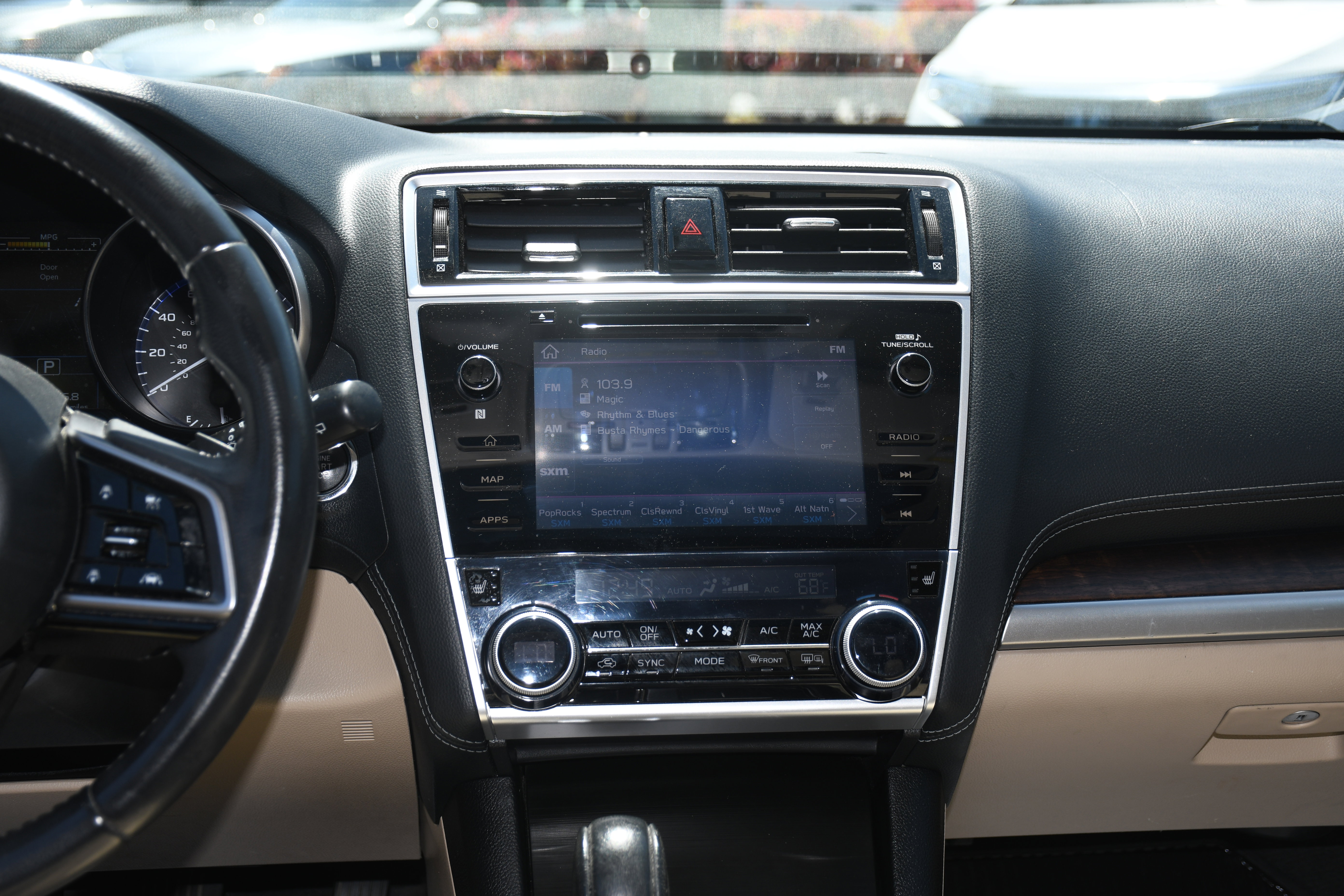 Used 2019 Subaru Outback 2.5i Limited w/ Popular Package #2 image 19