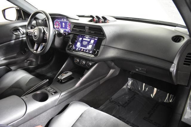 Certified 2024 Nissan Z Performance w/ Floor Mat Package RWD image 36