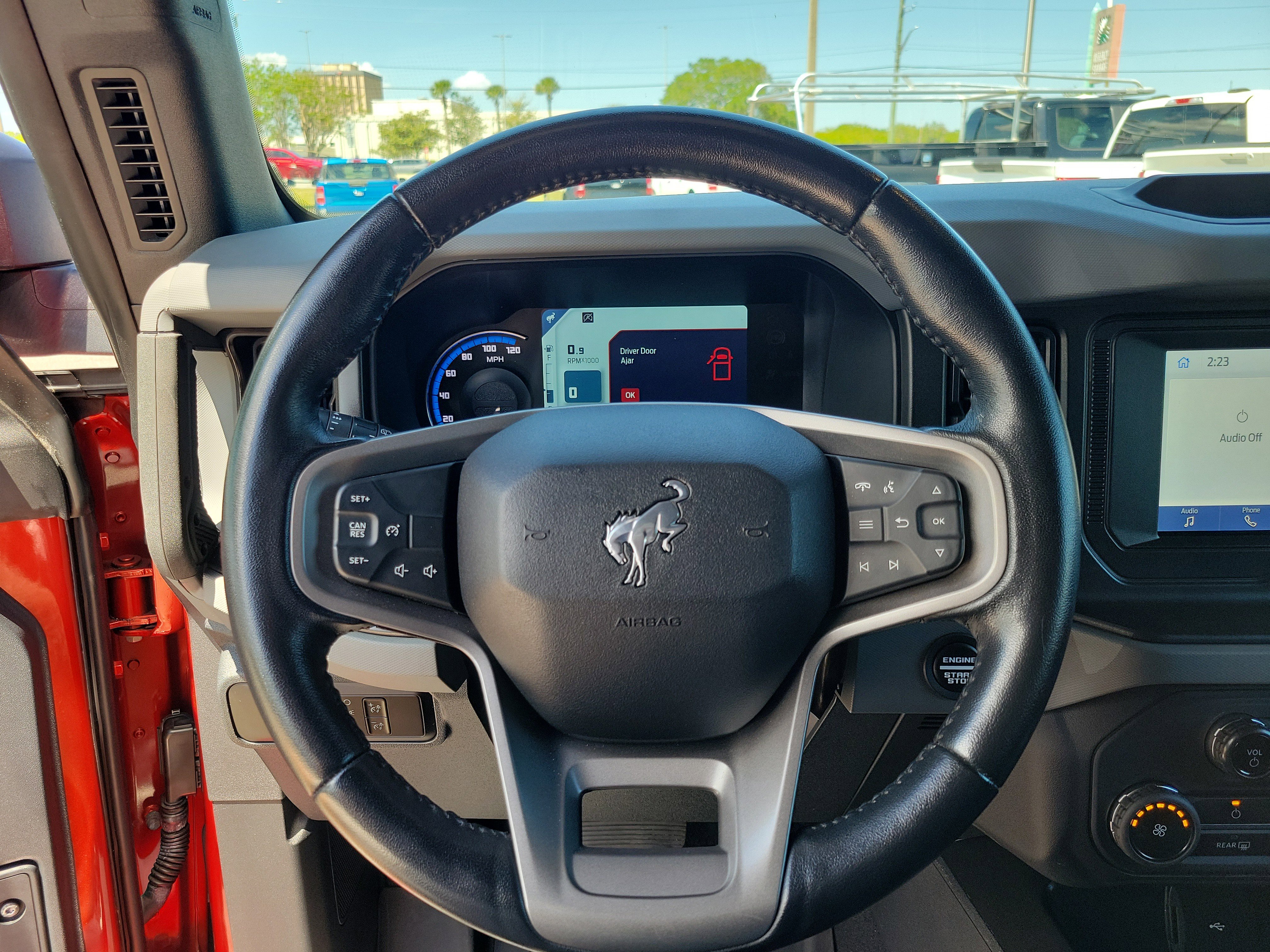 Used 2023 Ford Bronco Big Bend image 11