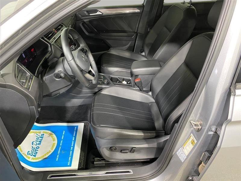 Used 2022 Volkswagen Tiguan SE R-Line AWD/4WD image 14