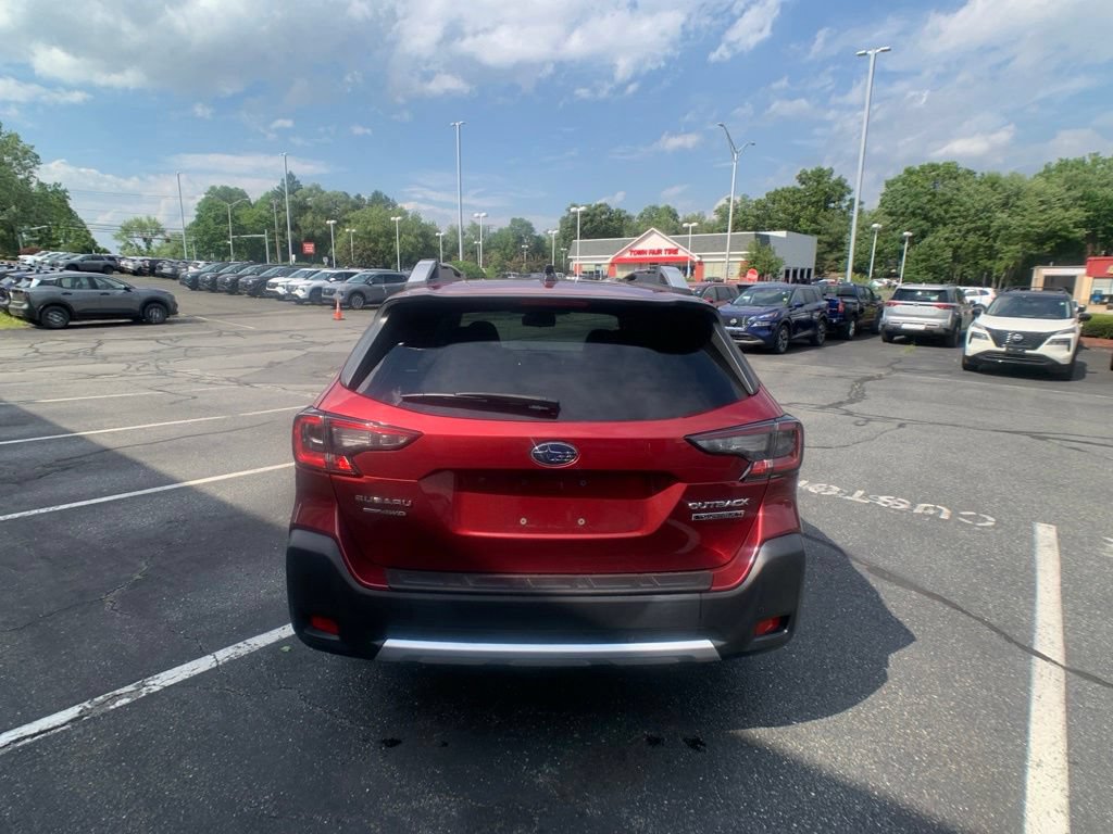 Used 2023 Subaru Outback Touring XT AWD/4WD image 5