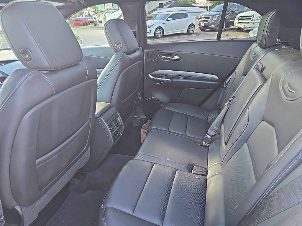 Used 2020 Cadillac XT4 Premium Luxury AWD/4WD image 12