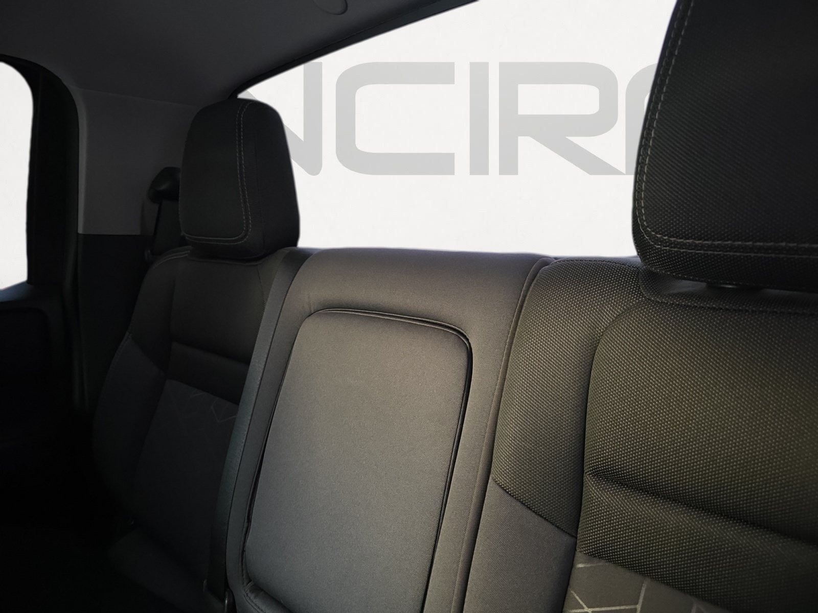 Used 2025 Nissan Frontier SV RWD image 22