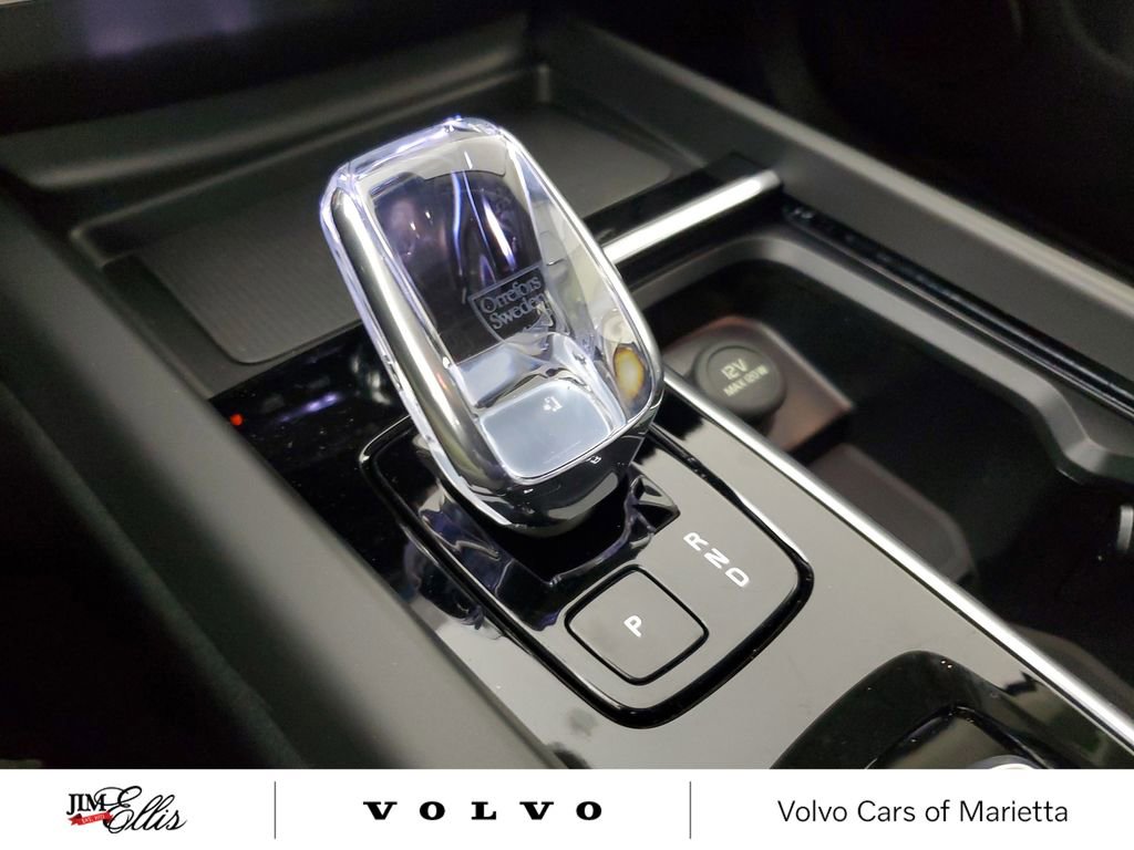 New 2026 Volvo XC60 B5 Plus w/ Protection Package Premier image 32