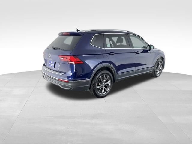 Used 2022 Volkswagen Tiguan SE FWD image 5