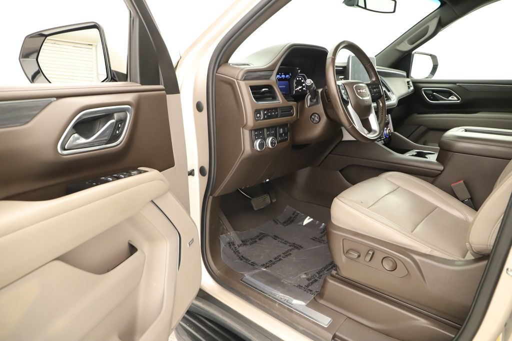 Used 2021 GMC Yukon SLT w/ SLT Luxury Plus Package AWD/4WD image 14