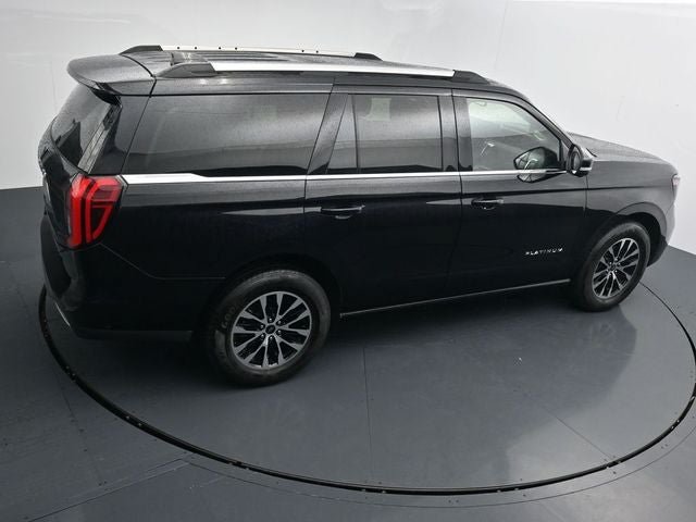 Used 2025 Ford Expedition Platinum AWD/4WD image 30